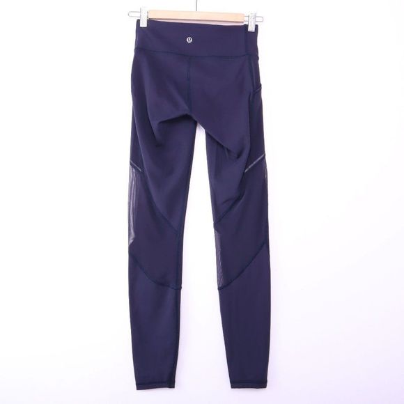 LULULEMON Navy Blue Mesh Detailed leggings - Picture 3 of 4